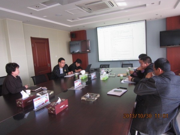 公司組織召開京張高速公路鋼護(hù)欄、防眩板維修工程施工招標(biāo)文件評(píng)審會(huì)